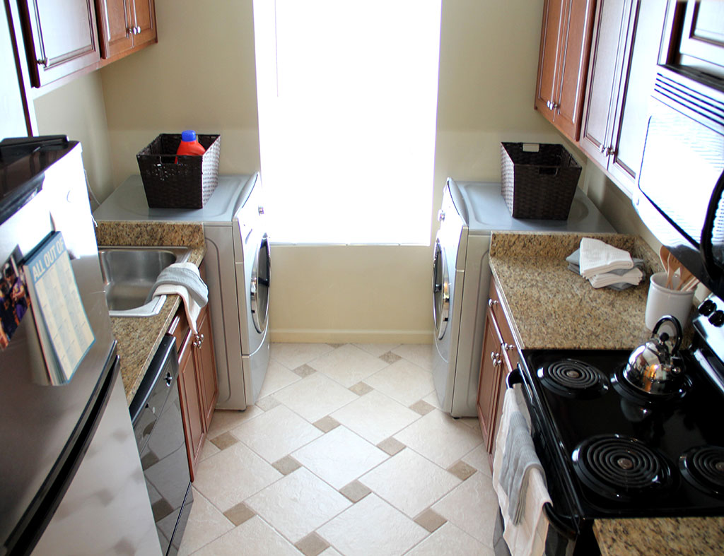 3 BD+Porch - $750 - $770